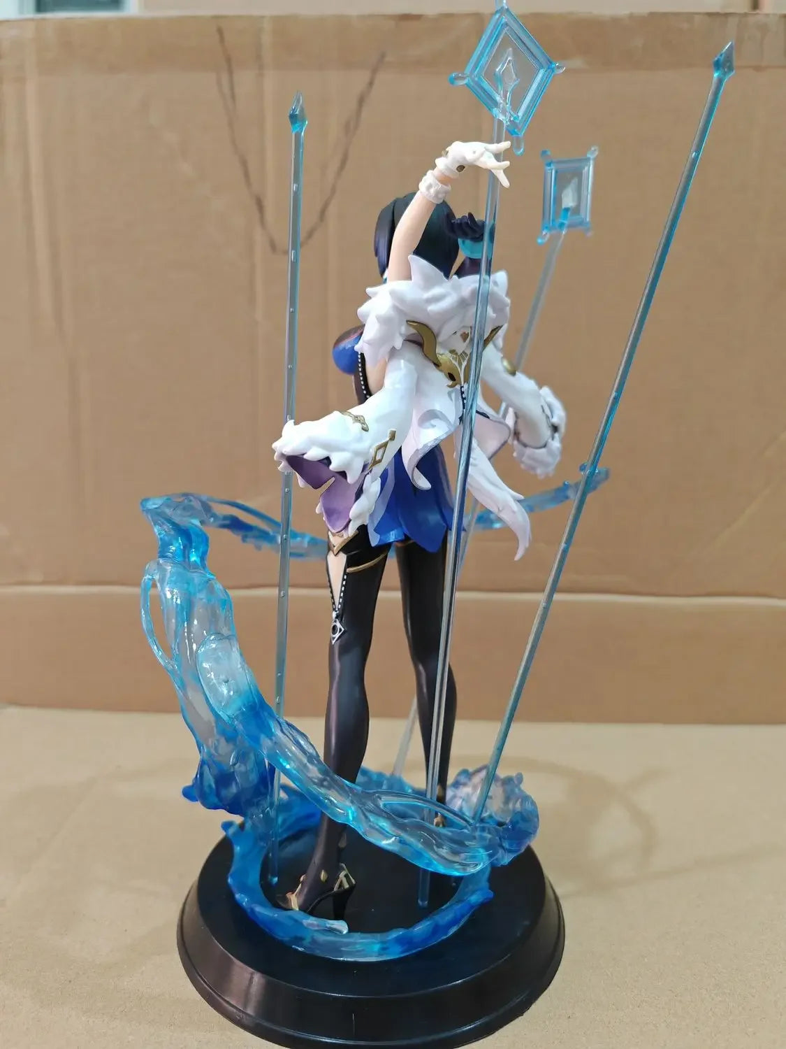 Genshin Impact Yelan Figure (9 inches / 23cm / 31cm overall)